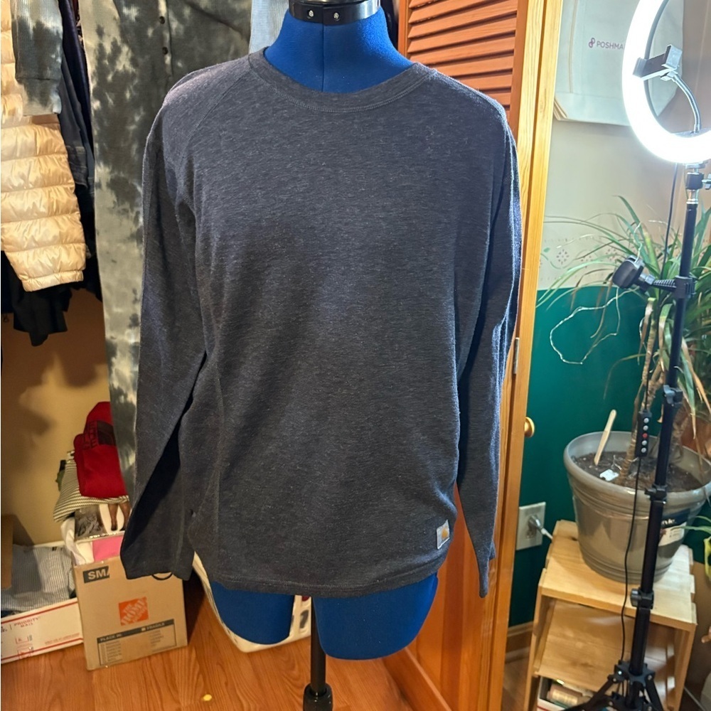 Carhartt women’s grey long sleeve top
